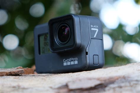 how to turn on gopro hero 7